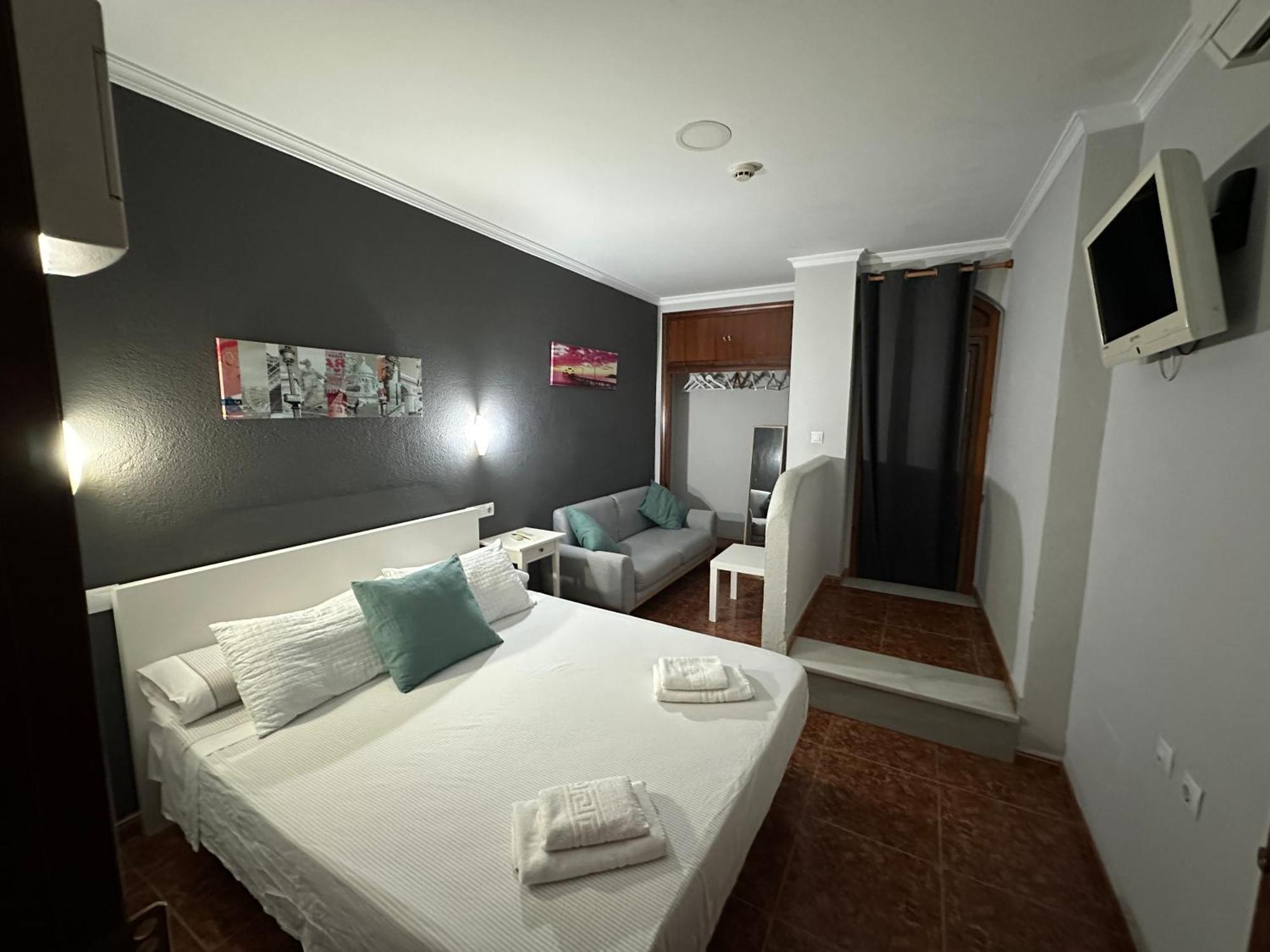 Hostal Tarik 호텔 타리파 외부 사진